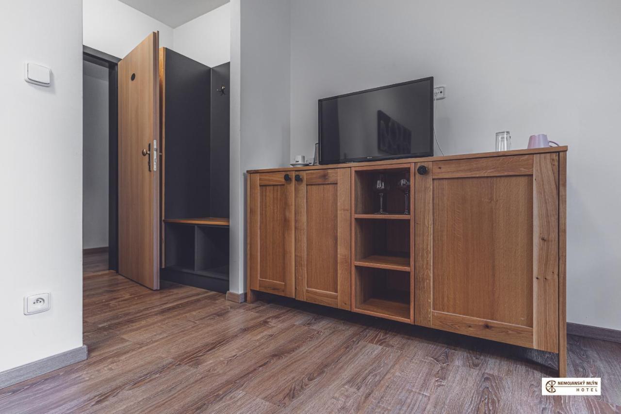 Hotel Nemojansky Mlyn Nemojany Bagian luar foto