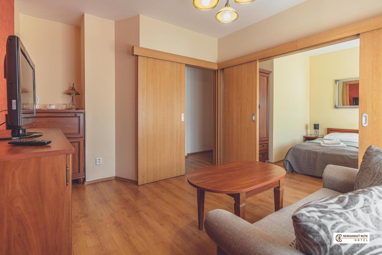 Hotel Nemojansky Mlyn Nemojany Bagian luar foto