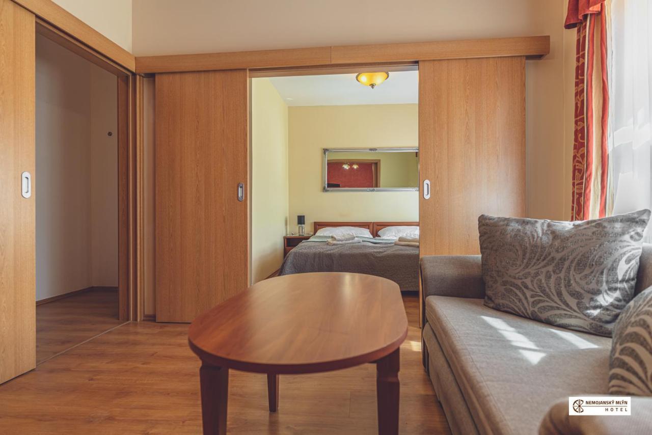 Hotel Nemojansky Mlyn Nemojany Bagian luar foto