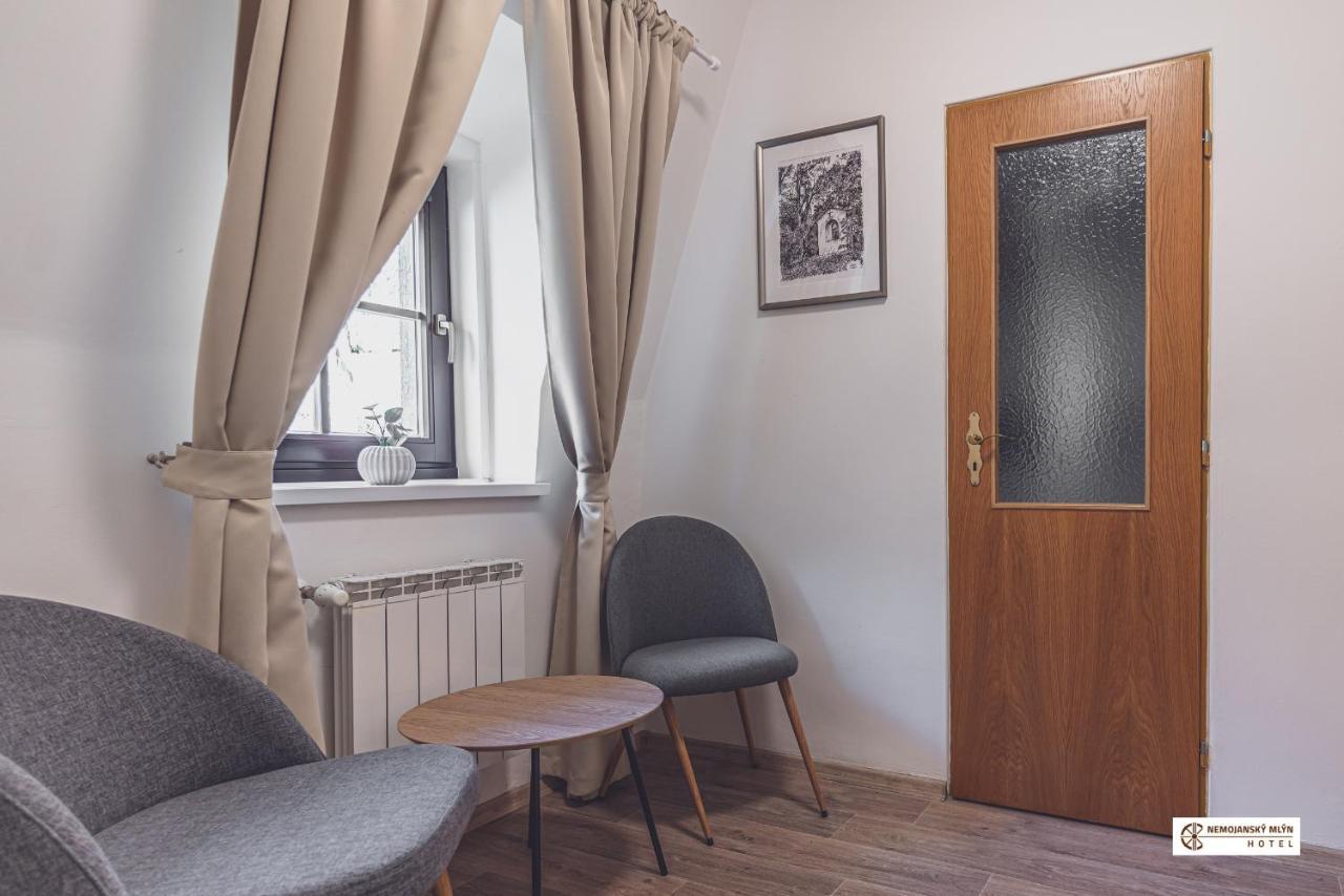 Hotel Nemojansky Mlyn Nemojany Bagian luar foto