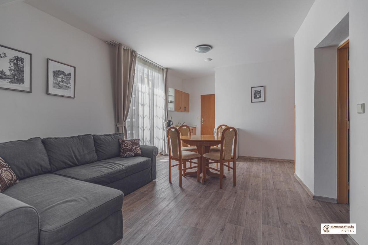 Hotel Nemojansky Mlyn Nemojany Bagian luar foto